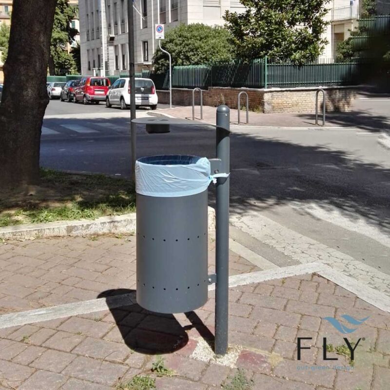 Albenga litter bin with lid galvanized and powder coated